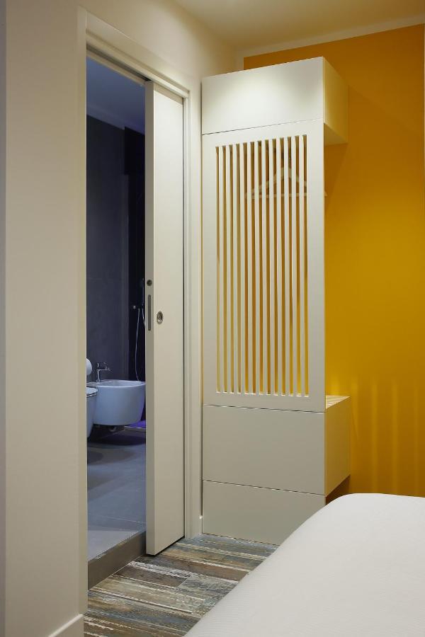 Interno 7 Bed & Breakfast Bari Bagian luar foto